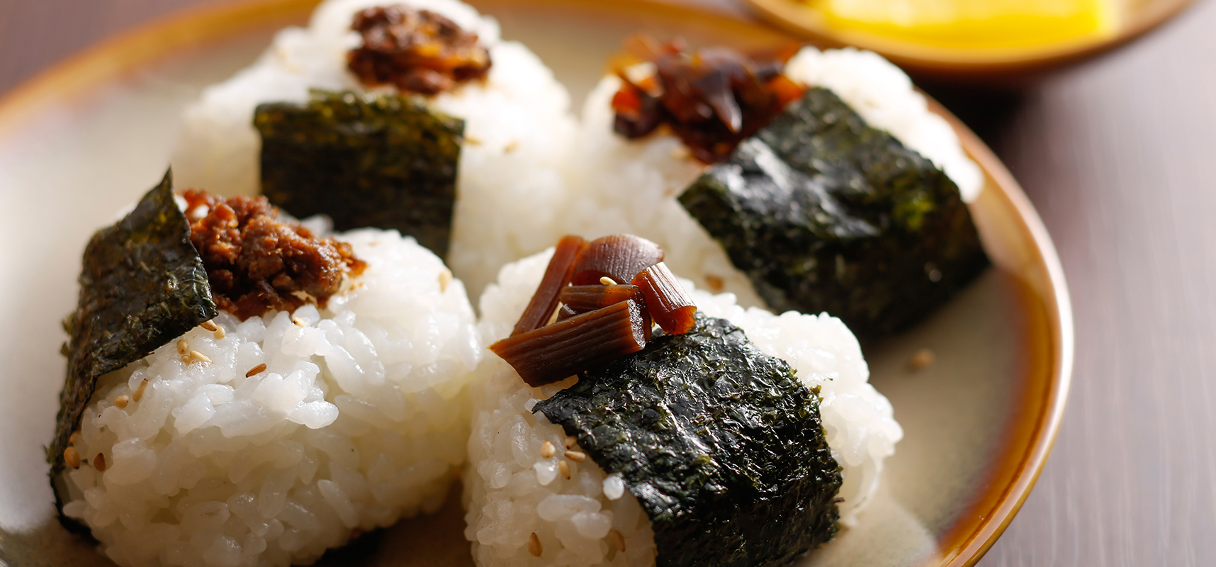 Hand-rolled Onigiri